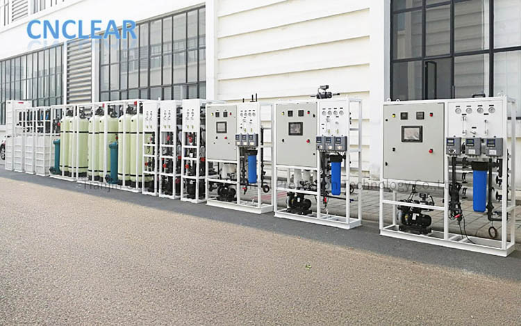 Skid-mounted Compact Seawater Desalination Units for Civilian Use